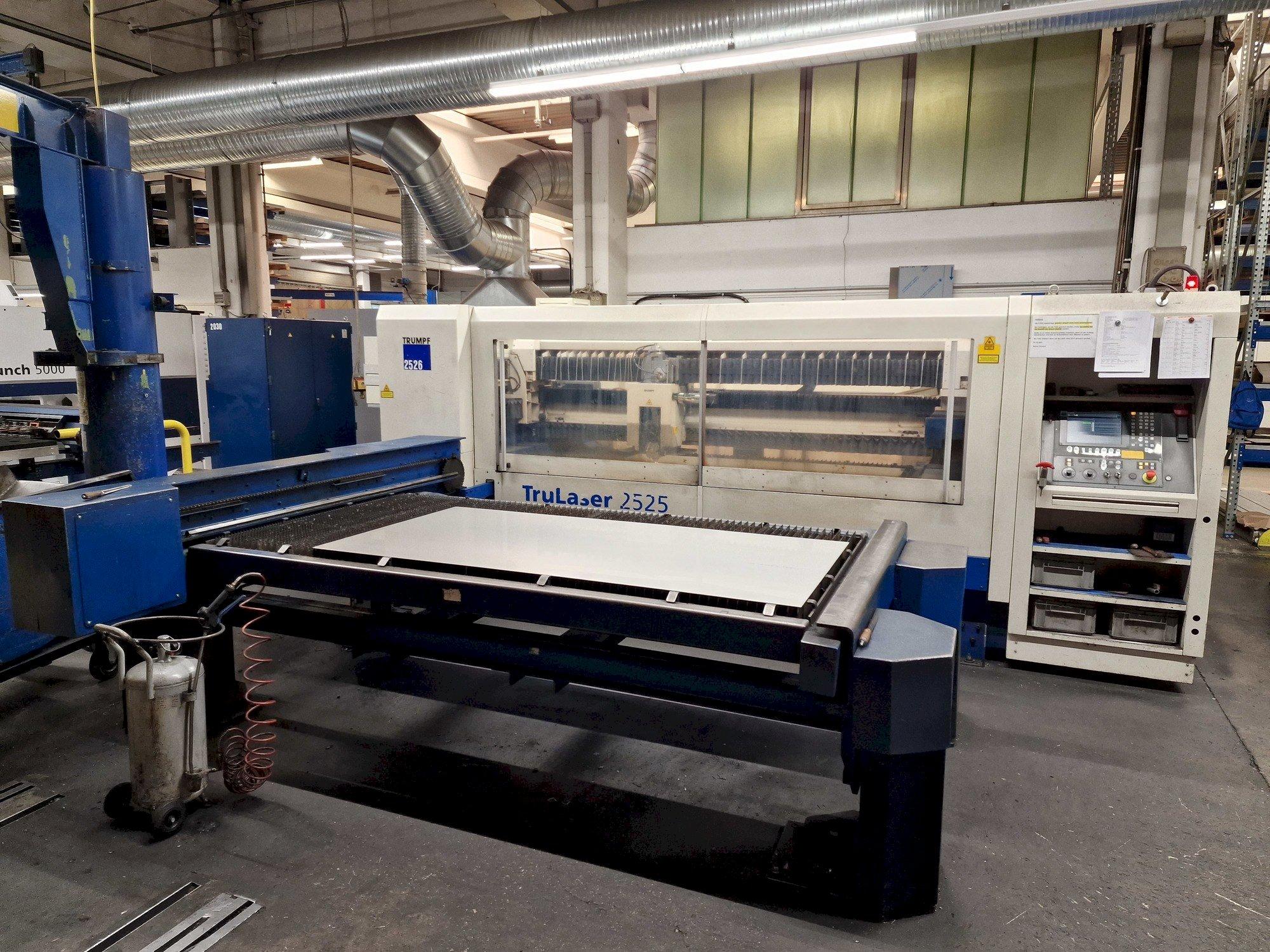 Вид станка Trumpf TruLaser 2525 4kW  спереди