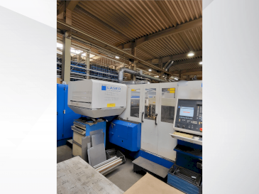 Вид станка TRUMPF Trumatic L3030 4KW (CO2)  спереди