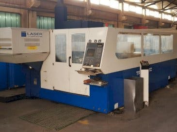 Вид станка Trumpf Trumatic L3030  спереди