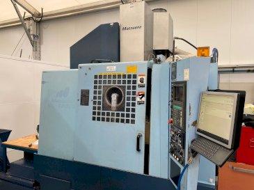 Вид станка Matsuura MC-660VG  спереди